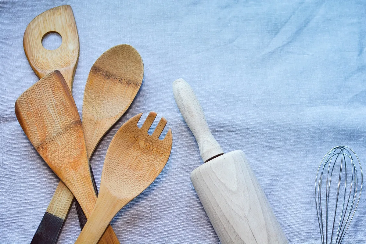 wood, still life, flatware, food, spoon, cooking, wooden, cutlery, utensil, kitchenware, kitchen, equipment, tools, household, set, domestic, tool, appliance, s