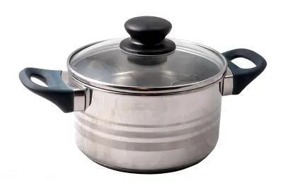 Cast iron vs stainless steel: Guide to heat retention